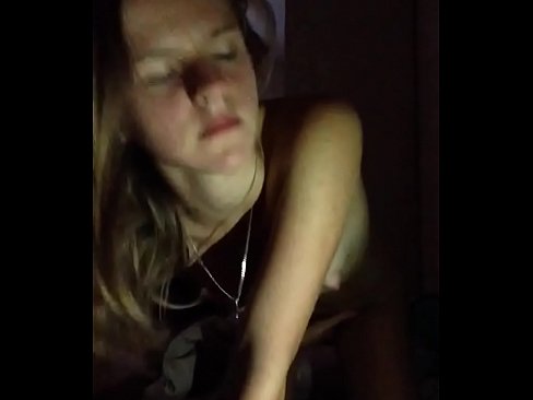 ❤️ Puella masturbates et cums Russian porn  apud nos